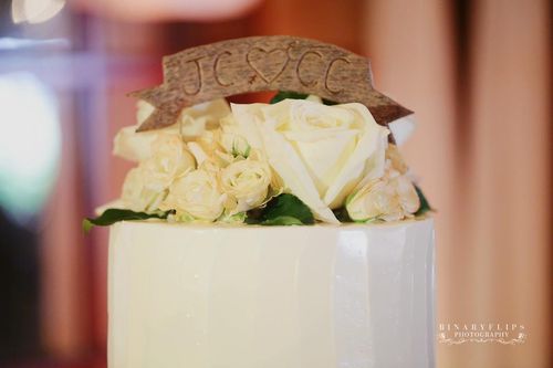Wooden cake top