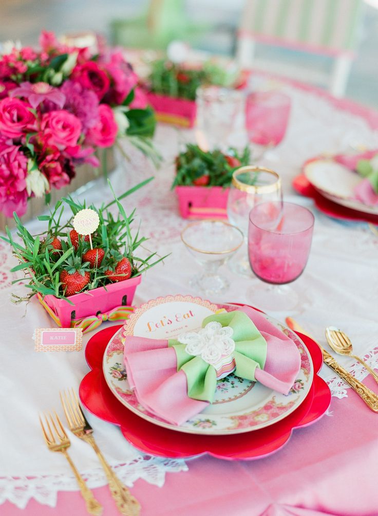 Dishie Rentals vintage china